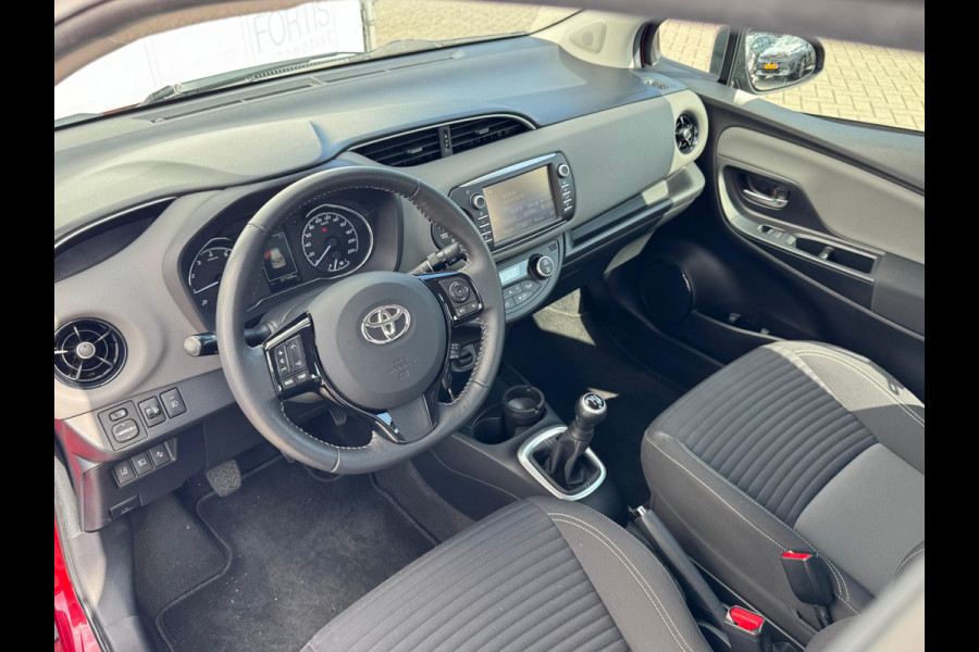 Toyota Yaris 1.0 VVT-i Aspiration ECC | NL-AUTO | CAMERA