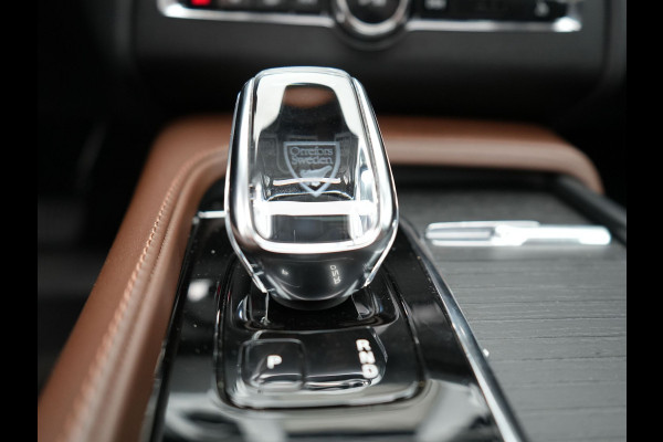 Volvo XC90 T8 Twin Engine AWD Inscription Plug In Hybrid Dealer O.H PHEV | Panodak | Adaptive Cruise | Head Up |  Luxe Lederen Sportstoelen Massage & Ventilatie | 21"L.M |  Harman Kardon | BLIS | Apple Carplay | Pilot Assist |
