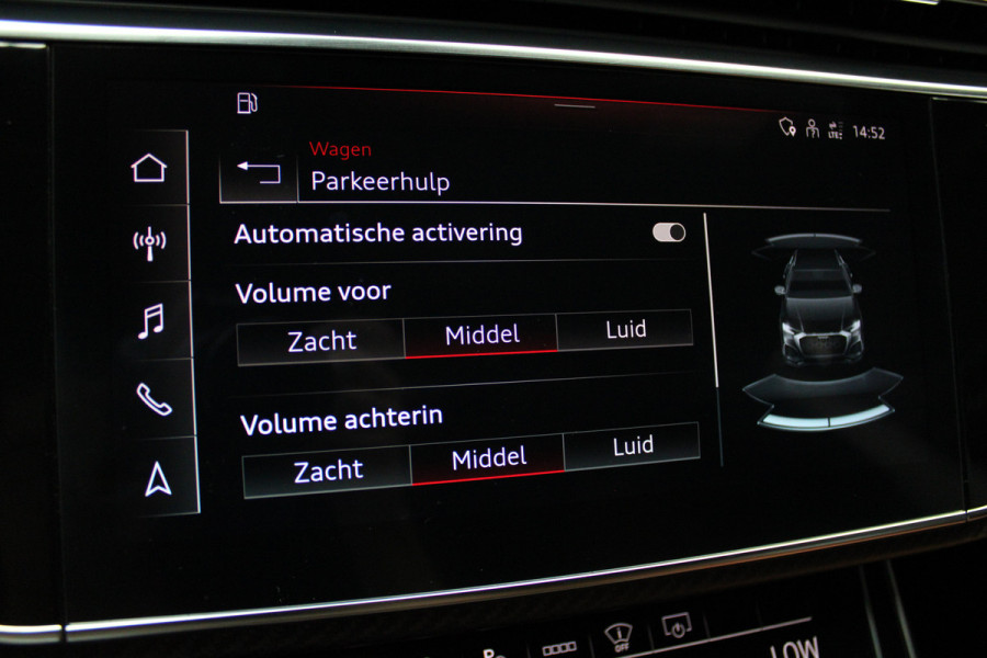 Audi RS Q8 4.0 TFSI B&O HUD Carbon ACC Panodak Leder Keyless Climate (4-zone) Elektr. bedienbaar achterklep Keyless Stoelventilatie Stoelverwarming Sportstoelen Plus Matrix LED LM velgen 23 inch BTW auto