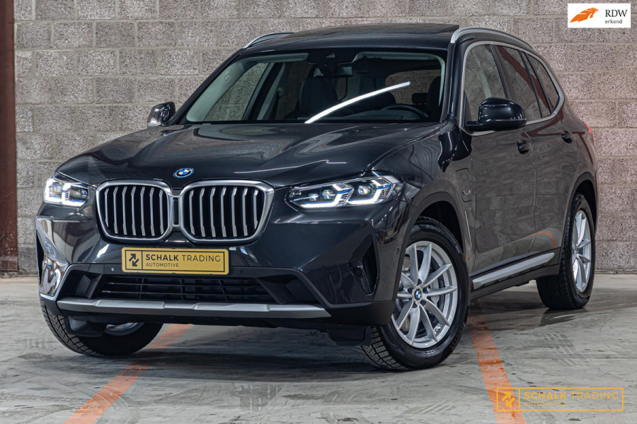 BMW X3 XDrive30e|Laser|DAB|HUD|Pano|Cam|Verwarmd stuur|Garan