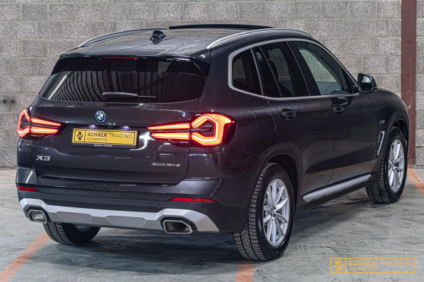 BMW X3 XDrive30e|Laser|DAB|HUD|Pano|Cam|Verwarmd stuur|Garan