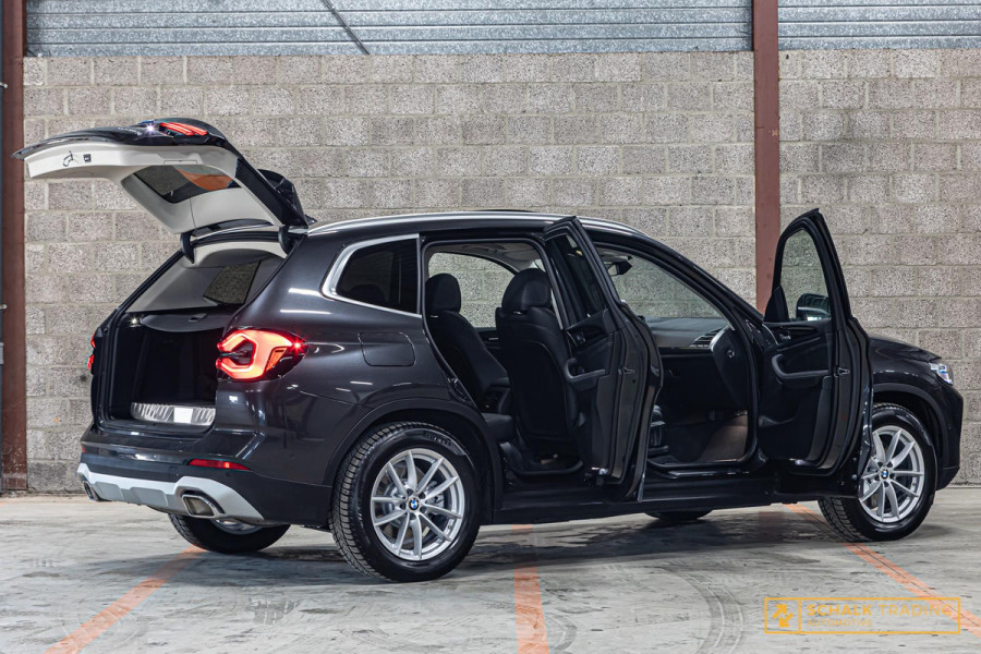 BMW X3 XDrive30e|Laser|DAB|HUD|Pano|Cam|Verwarmd stuur|Garan