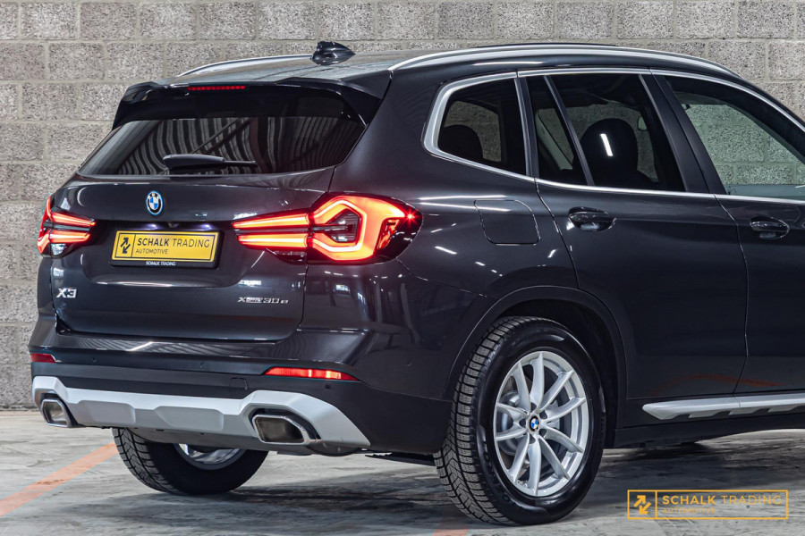 BMW X3 XDrive30e|Laser|DAB|HUD|Pano|Cam|Verwarmd stuur|Garan