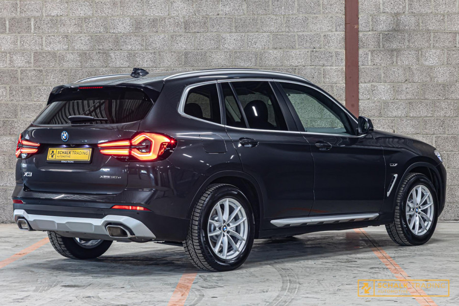 BMW X3 XDrive30e|Laser|DAB|HUD|Pano|Cam|Verwarmd stuur|Garan