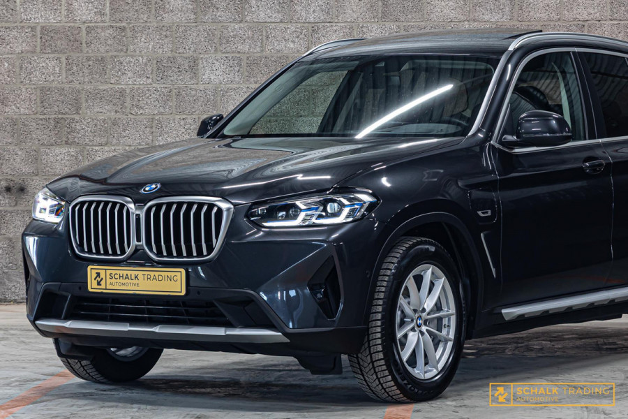 BMW X3 XDrive30e|Laser|DAB|HUD|Pano|Cam|Verwarmd stuur|Garan