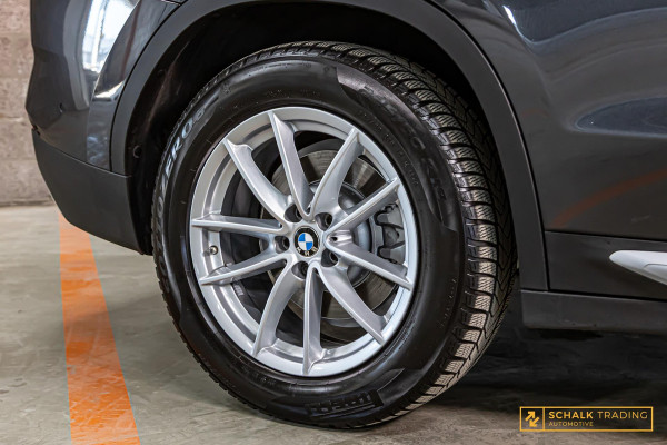 BMW X3 XDrive30e|Laser|DAB|HUD|Pano|Cam|Verwarmd stuur|Garan
