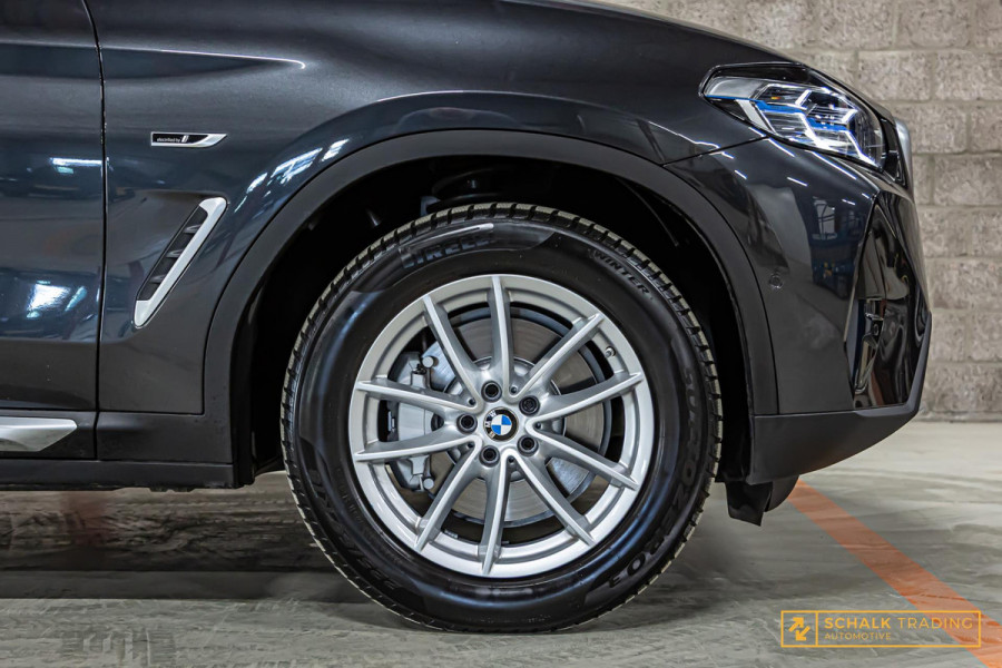BMW X3 XDrive30e|Laser|DAB|HUD|Pano|Cam|Verwarmd stuur|Garan