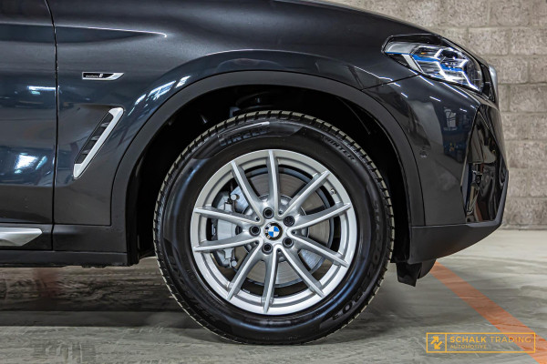 BMW X3 XDrive30e|Laser|DAB|HUD|Pano|Cam|Verwarmd stuur|Garan
