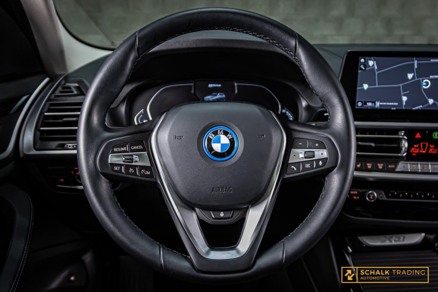 BMW X3 XDrive30e|Laser|DAB|HUD|Pano|Cam|Verwarmd stuur|Garan