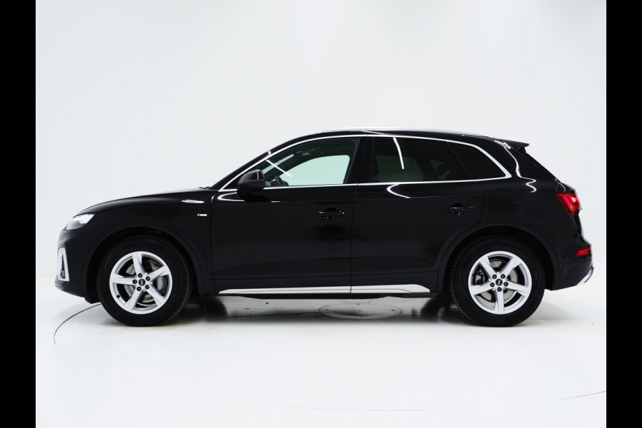 Audi Q5 55 TFSI e quattro Competition | Panoramadak | Luchtvering | Camera | Virtual | Keyless | DAB | Carplay