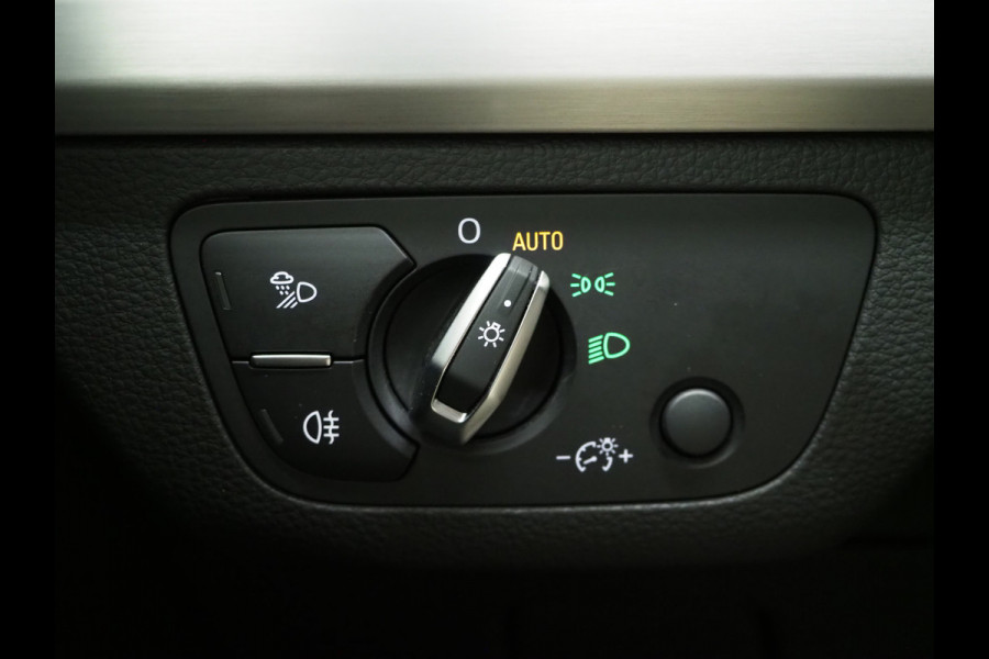Audi Q5 55 TFSI e quattro Competition | Panoramadak | Luchtvering | Camera | Virtual | Keyless | DAB | Carplay