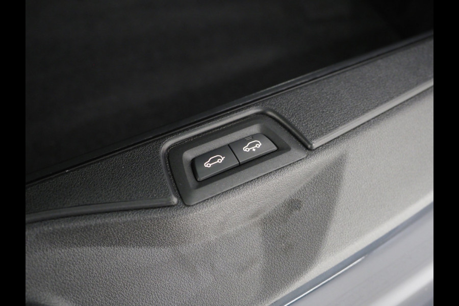 BMW X5 xDrive45e M-Sport Shadow | Panoramadak | LaserLED | Nightvision | Luchtvering | 360 | Trekhaak