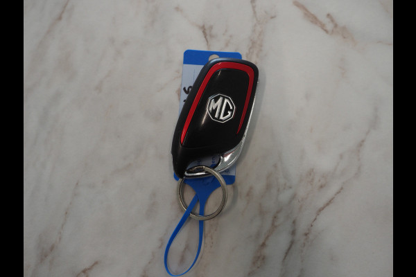 MG EHS 1.5 TGDI Luxury | Panoramadak | Adaptive Cruise | Sportstoelen | 360 | Keyless | Carplay