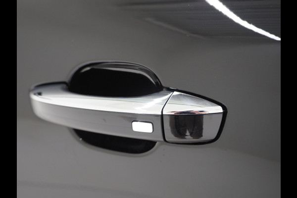 MG EHS 1.5 TGDI Luxury | Panoramadak | Adaptive Cruise | Sportstoelen | 360 | Keyless | Carplay