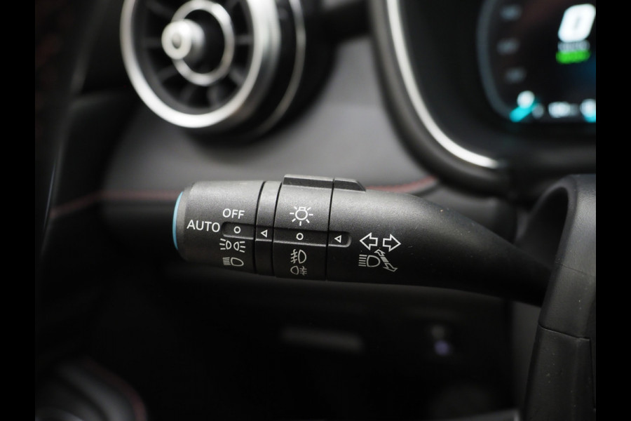 MG EHS 1.5 TGDI Luxury | Panoramadak | Adaptive Cruise | Sportstoelen | 360 | Keyless | Carplay