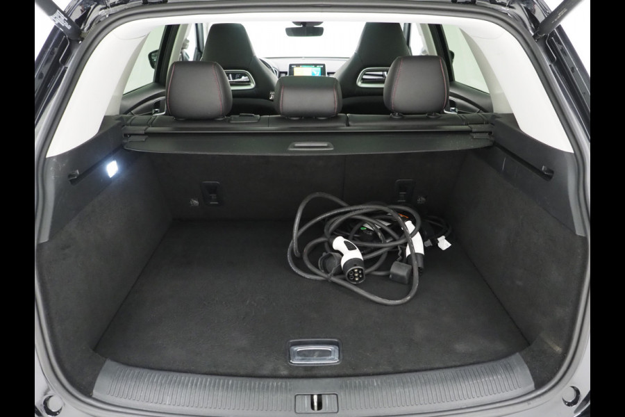 MG EHS 1.5 TGDI Luxury | Panoramadak | Adaptive Cruise | Sportstoelen | 360 | Keyless | Carplay