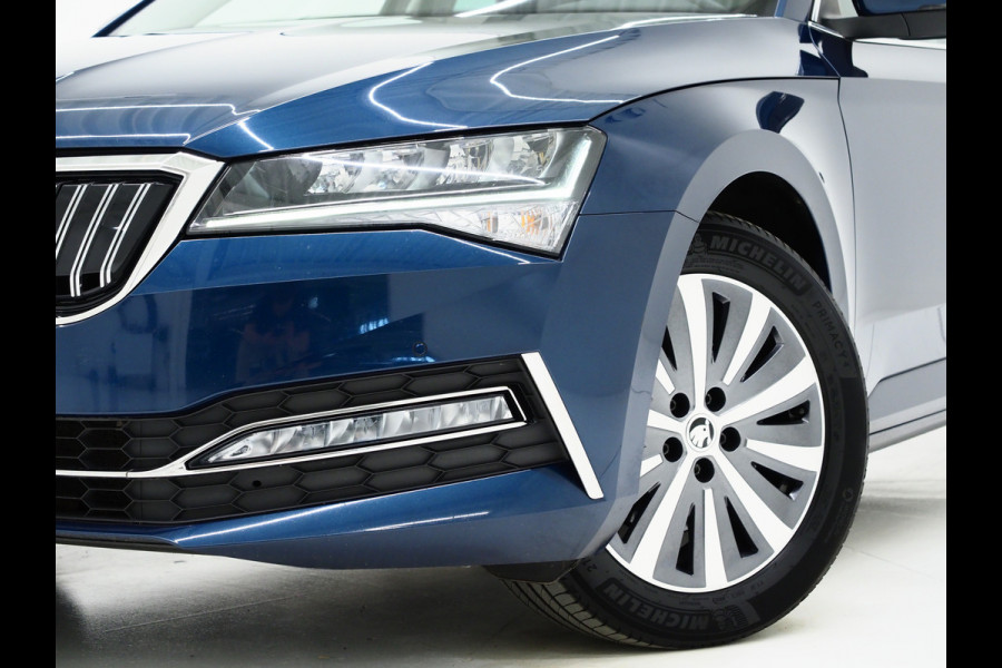 Škoda Superb Combi 1.4 TSI iV 218PK | Trekhaak | Virtual | Adaptive Cruise | BLIS | Carplay | DAB