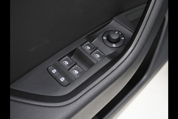 Škoda Superb Combi 1.4 TSI iV 218PK | Trekhaak | Virtual | Adaptive Cruise | BLIS | Carplay | DAB
