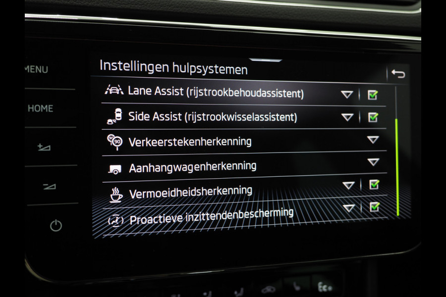 Škoda Superb Combi 1.4 TSI iV 218PK | Trekhaak | Virtual | Adaptive Cruise | BLIS | Carplay | DAB