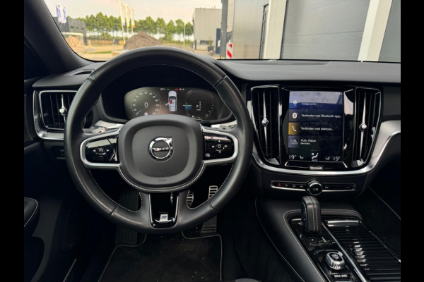Volvo V60 2.0 T8 TE AWD R-Des. 392pk PANO CR CONTROL 360 CAMERA NAVI ECC