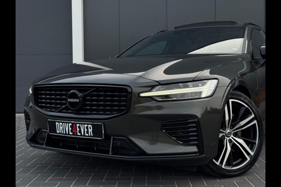 Volvo V60 2.0 T8 TE AWD R-Des. 392pk PANO CR CONTROL 360 CAMERA NAVI ECC
