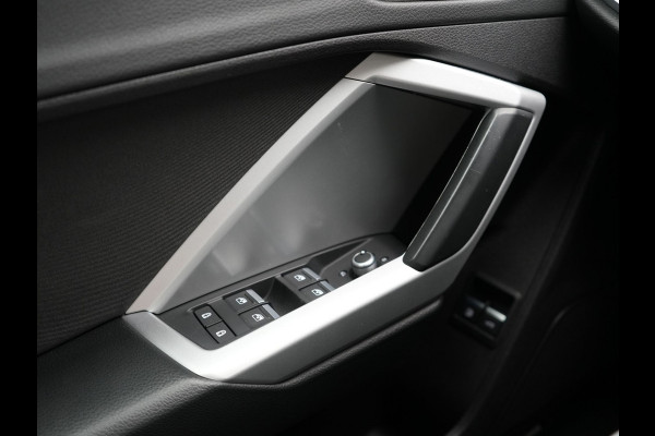 Audi Q3 Sportback 45 TFSI e Advanced Edition Plug In Hybrid 245pk Dealer O.H PHEV | Adaptive Cruise | Sonos Premium Sound | Matrix LED |  Virtual | Parkassist | Navi Plus | Stoelverwarming | BLIS |