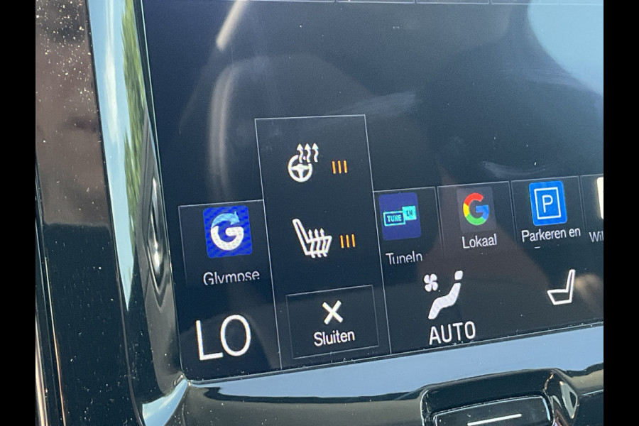 Volvo XC60 2.0 T8 Twin Engine AWD PHEV Pano Carplay Cam Led Voll.Onderhouden Plug-in!