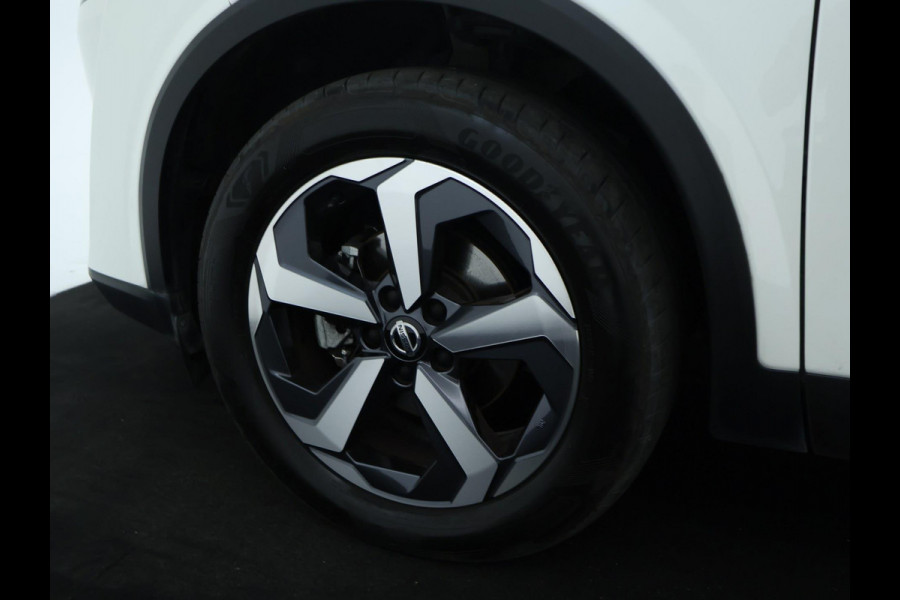 Nissan QASHQAI 1.3 MHEV N-Connecta CarPlay | 360 Camera | Adaptive Cruise |