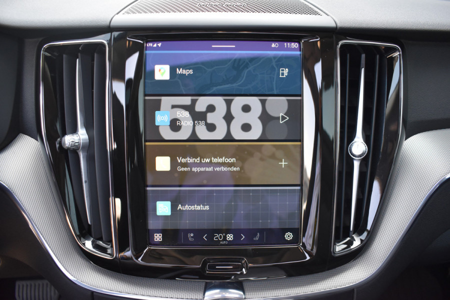 Volvo XC60 T6 350PK Plug-in hybrid AWD Plus Dark ACC | H&K | Trekhaak | Leder | 360 Camera | 20"LMV