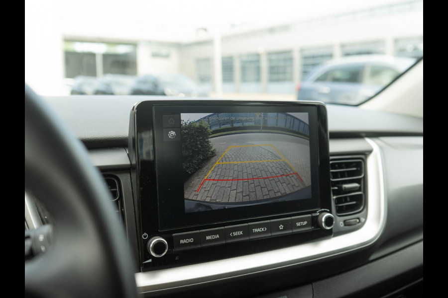 Kia Stonic 1.0 T-GDi MHEV DynamicLine | Carplay | Airco | Nederlandse dealer onderhouden |