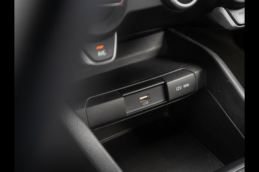 Kia Stonic 1.0 T-GDi MHEV DynamicLine | Carplay | Airco | Nederlandse dealer onderhouden |