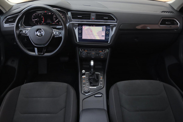 Volkswagen Tiguan 2.0 TSI 4Motion 220PK / PANODAK / HUD / KEYLESS / DODEHOEK / VIRTUAL / 360