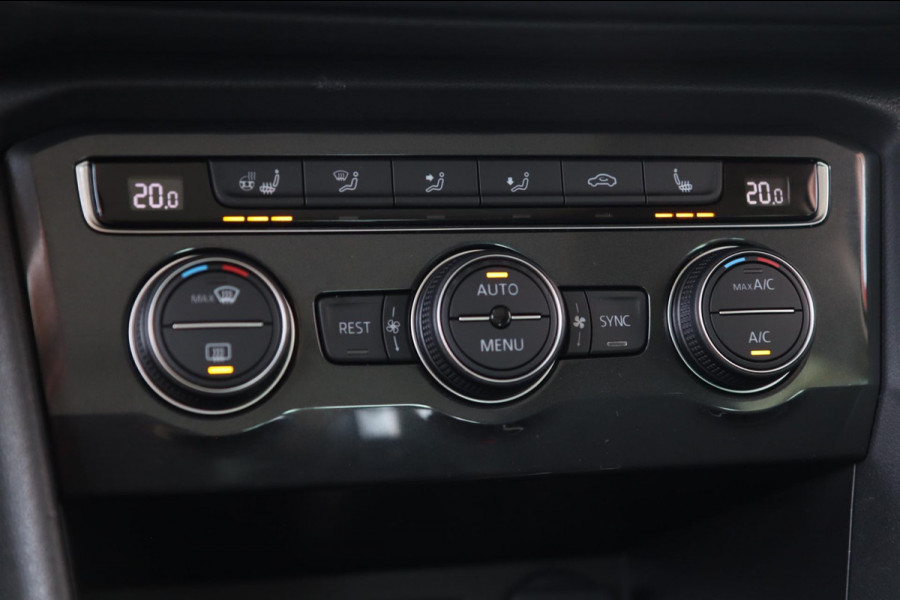 Volkswagen Tiguan 2.0 TSI 4Motion 220PK / PANODAK / HUD / KEYLESS / DODEHOEK / VIRTUAL / 360