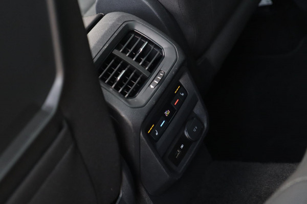 Volkswagen Tiguan 2.0 TSI 4Motion 220PK / PANODAK / HUD / KEYLESS / DODEHOEK / VIRTUAL / 360