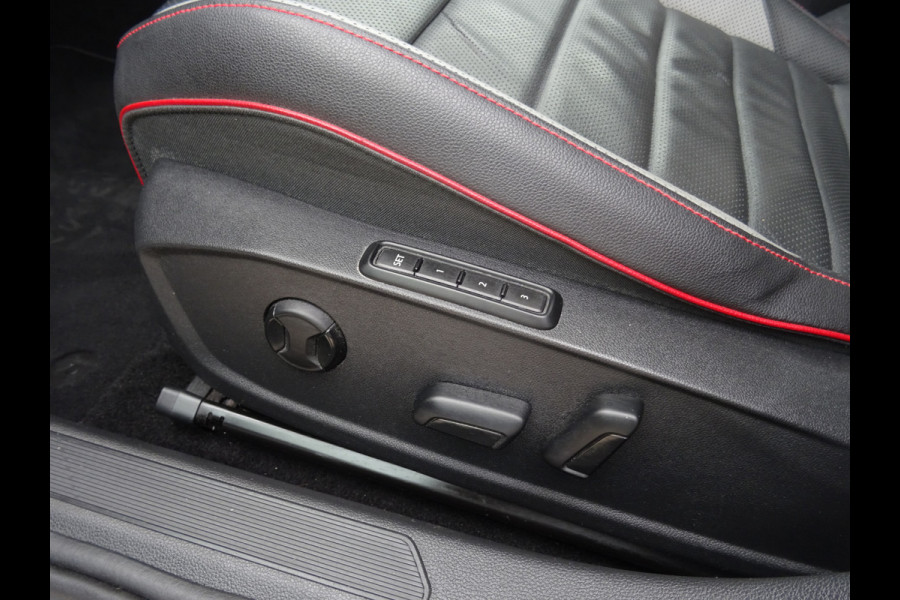 Volkswagen Golf 2.0 TSI GTI * PANO * VENTILATIE * ACC !!