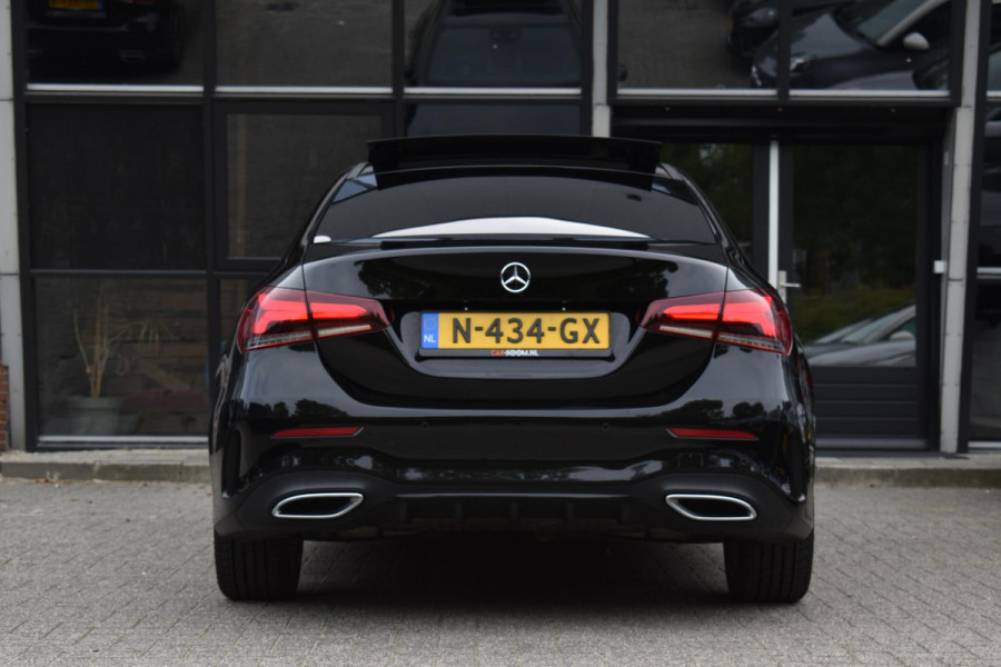 Mercedes-Benz A-Klasse 200 AMG Night Pano Multibeam Sfeer Memory