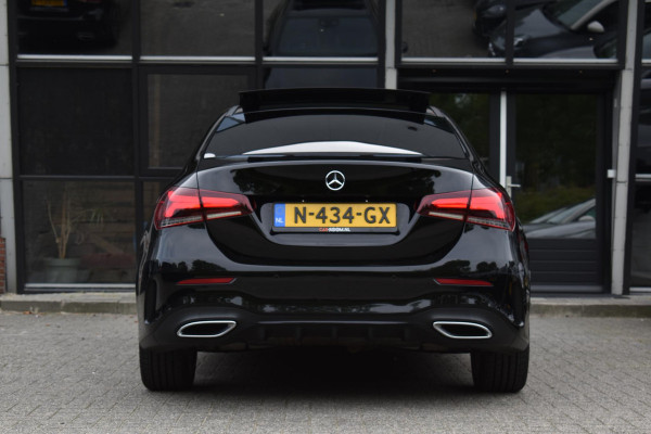 Mercedes-Benz A-Klasse 200 AMG Night Pano Multibeam Sfeer Memory