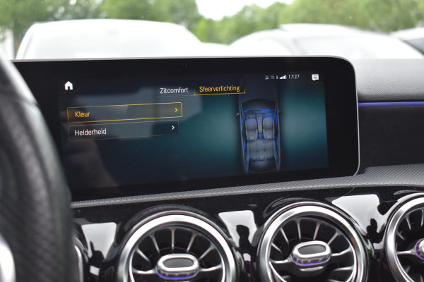 Mercedes-Benz A-Klasse 200 AMG Night Pano Multibeam Sfeer Memory
