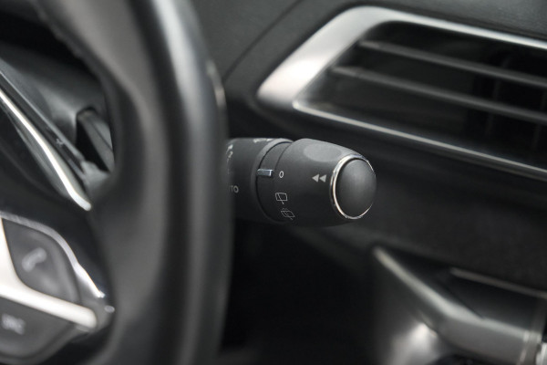 Peugeot 3008 PureTech 130 EAT6 Allure | Camera | Navigatie | Apple Carplay | Parkeersensoren