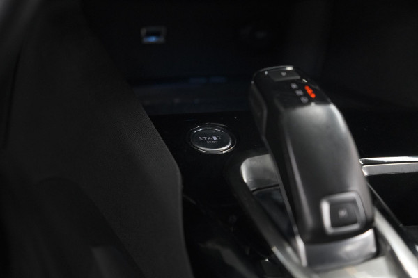 Peugeot 3008 PureTech 130 EAT6 Allure | Camera | Navigatie | Apple Carplay | Parkeersensoren