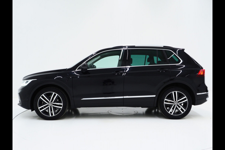 Volkswagen Tiguan 1.4 TSI eHybrid Elegance Exclusive | Panoramadak | Leder | 360 | Adaptive Cruise | Keyless | Virtual | Carplay