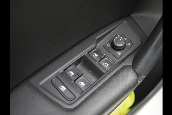 Volkswagen Tiguan 1.4 TSI eHybrid Elegance Exclusive | Panoramadak | Leder | 360 | Adaptive Cruise | Keyless | Virtual | Carplay