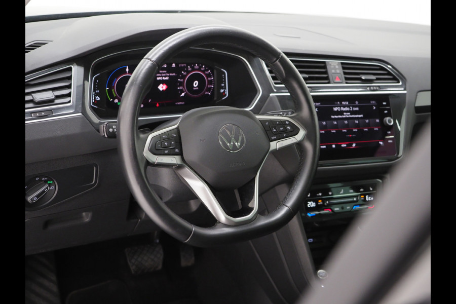 Volkswagen Tiguan 1.4 TSI eHybrid Elegance Exclusive | Panoramadak | Leder | 360 | Adaptive Cruise | Keyless | Virtual | Carplay
