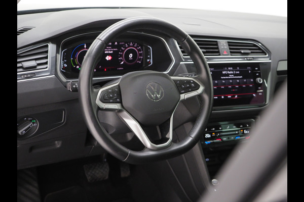 Volkswagen Tiguan 1.4 TSI eHybrid Elegance Exclusive | Panoramadak | Leder | 360 | Adaptive Cruise | Keyless | Virtual | Carplay