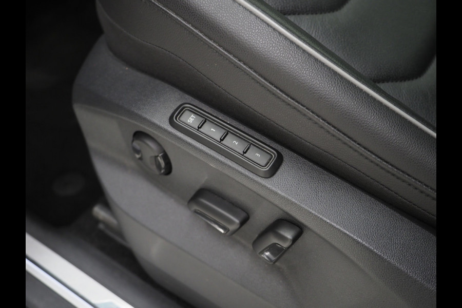 Volkswagen Tiguan 1.4 TSI eHybrid Elegance Exclusive | Panoramadak | Leder | 360 | Adaptive Cruise | Keyless | Virtual | Carplay