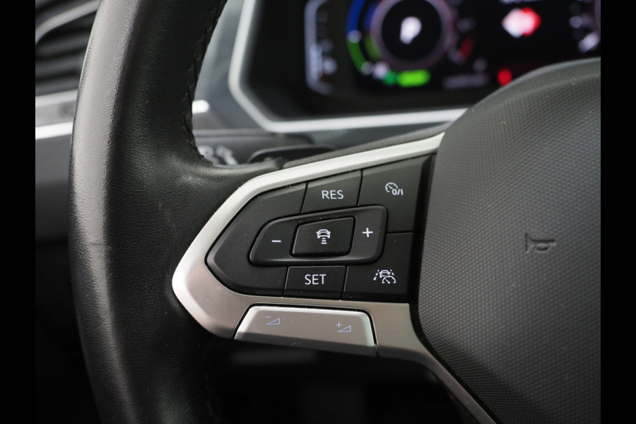 Volkswagen Tiguan 1.4 TSI eHybrid Elegance Exclusive | Panoramadak | Leder | 360 | Adaptive Cruise | Keyless | Virtual | Carplay