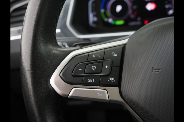 Volkswagen Tiguan 1.4 TSI eHybrid Elegance Exclusive | Panoramadak | Leder | 360 | Adaptive Cruise | Keyless | Virtual | Carplay