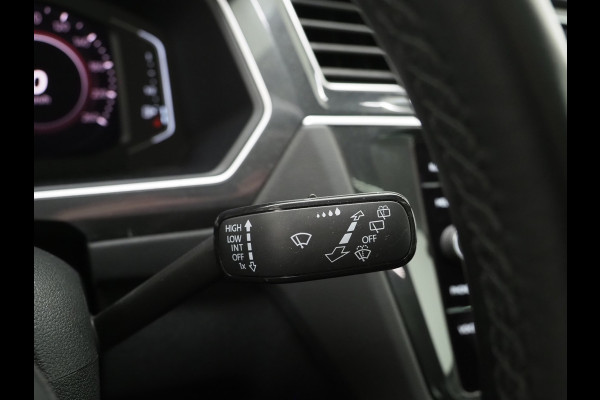 Volkswagen Tiguan 1.4 TSI eHybrid Elegance Exclusive | Panoramadak | Leder | 360 | Adaptive Cruise | Keyless | Virtual | Carplay