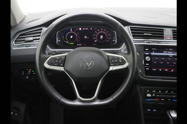 Volkswagen Tiguan 1.4 TSI eHybrid Elegance Exclusive | Panoramadak | Leder | 360 | Adaptive Cruise | Keyless | Virtual | Carplay