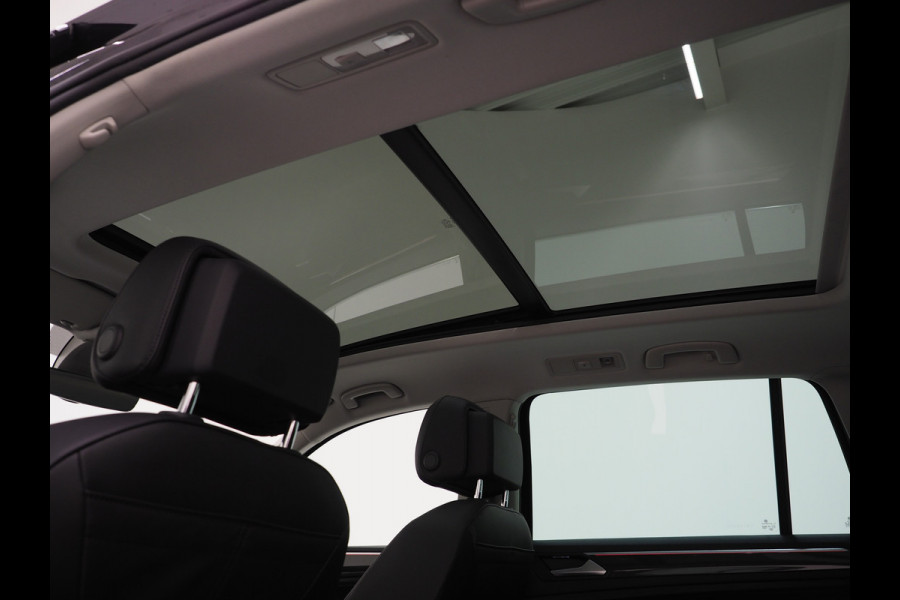 Volkswagen Tiguan 1.4 TSI eHybrid Elegance Exclusive | Panoramadak | Leder | 360 | Adaptive Cruise | Keyless | Virtual | Carplay